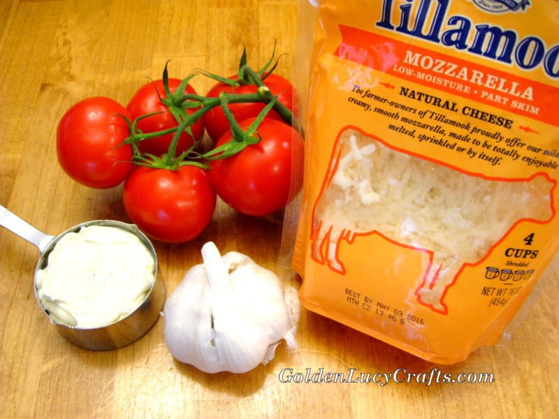 Tomato, Cheese and Garlic Appetizer