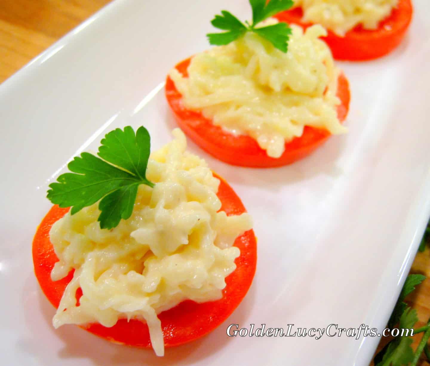 Tomato, Cheese and Garlic Appetizer