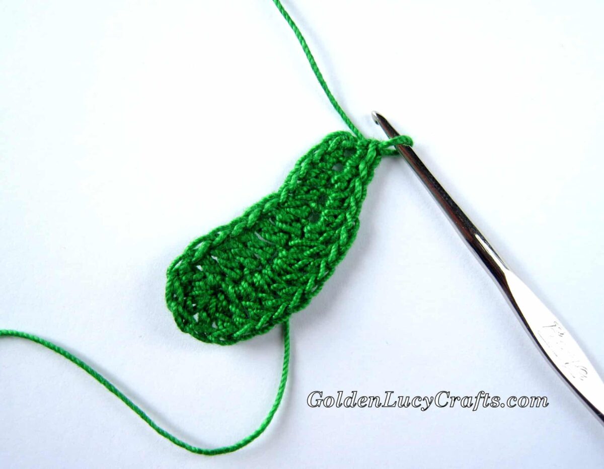 Crochet leaf process shot. 