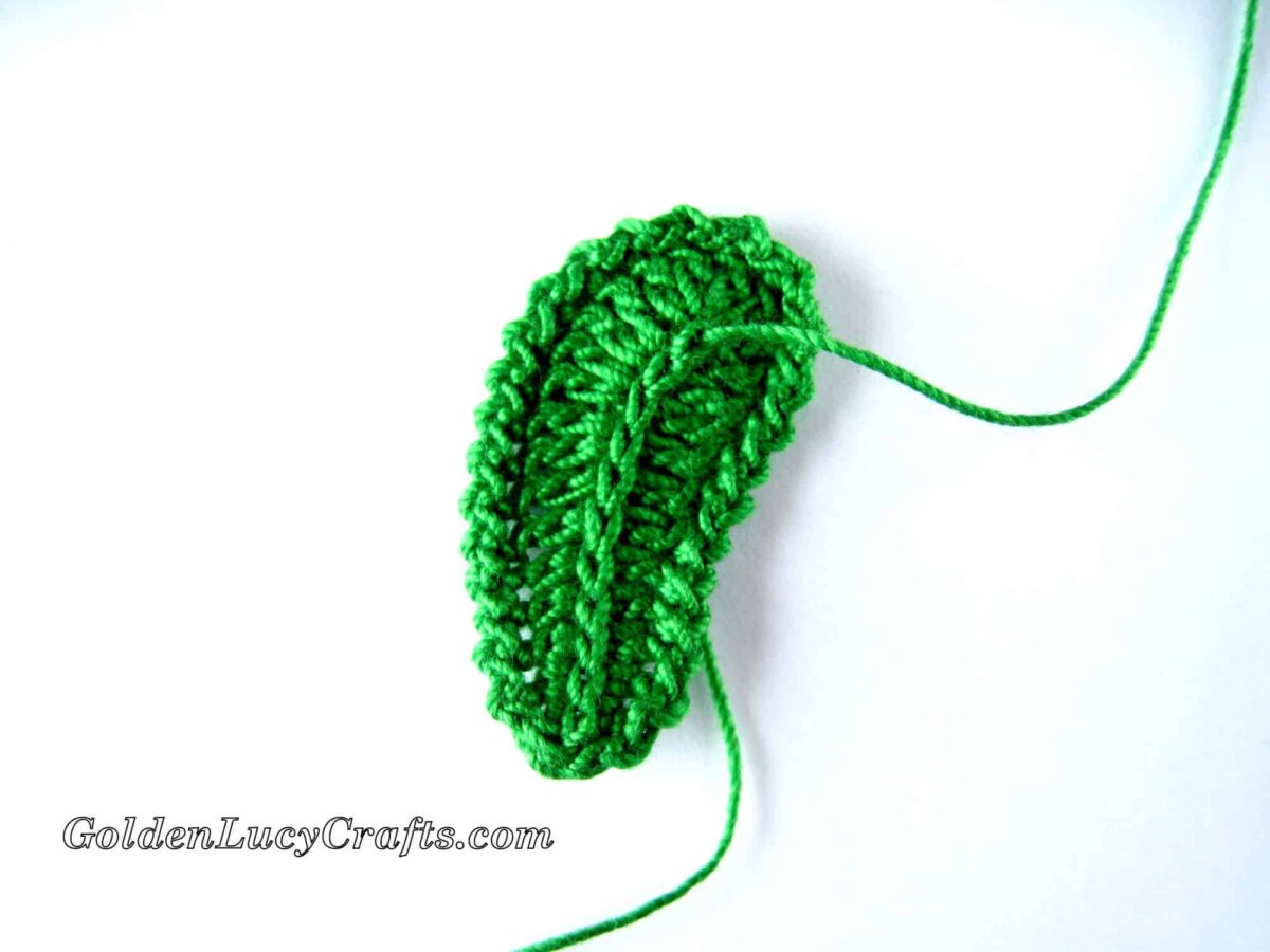 Crocheted green leaf.