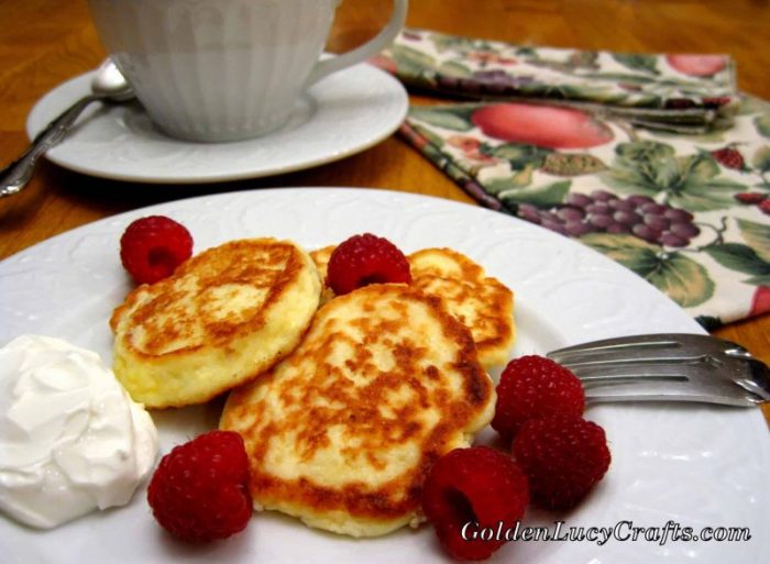 Farmer Cheese Pancakes (Ukrainian Syrniki)