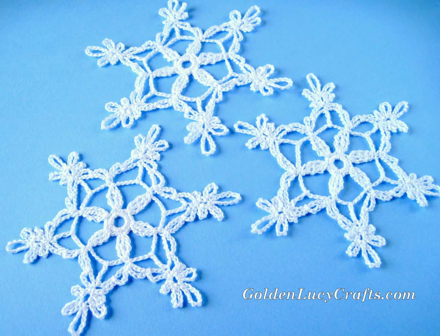 crochet-snowflake-free-crochet-pattern-goldenlucycrafts