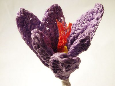 Crochet Spring Flowers - Crochet Pattern Roundup
