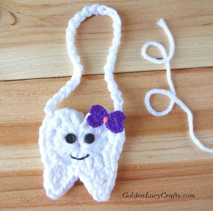 Crochet Tooth Fairy Pouch crochet pattern