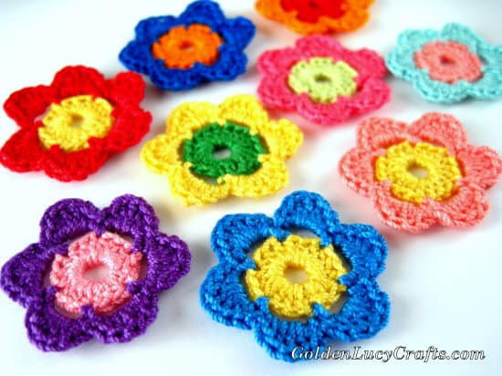 Crochet flowers in different colors.