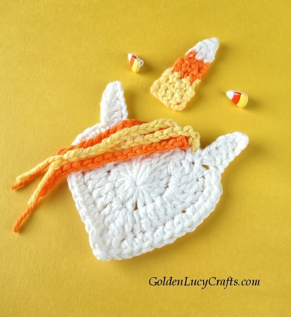 Crochet Halloween applique, decorations, candy corn unicorn, free crochet pattern