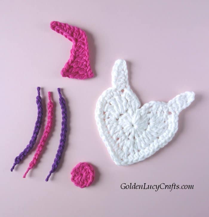 Crochet Unicorn Christmas ornament, free crochet pattern, Unicorn tree decoration idea