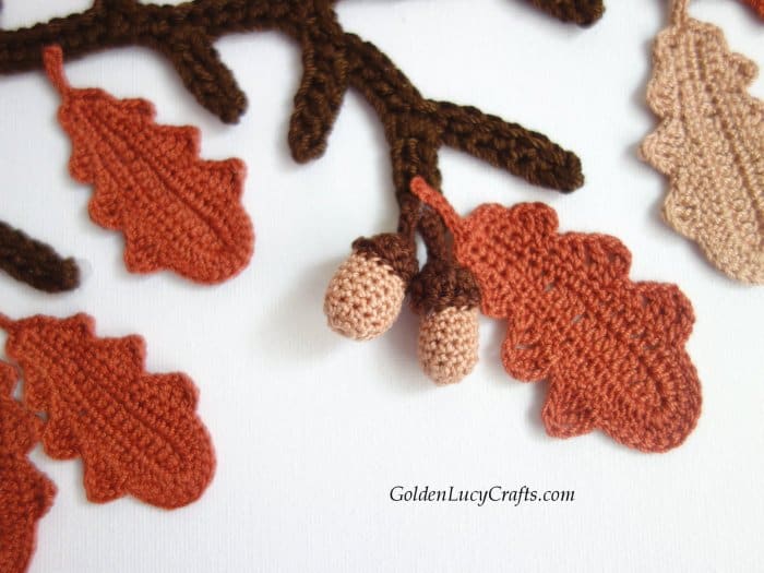 Crochet acorn, free crochet pattern