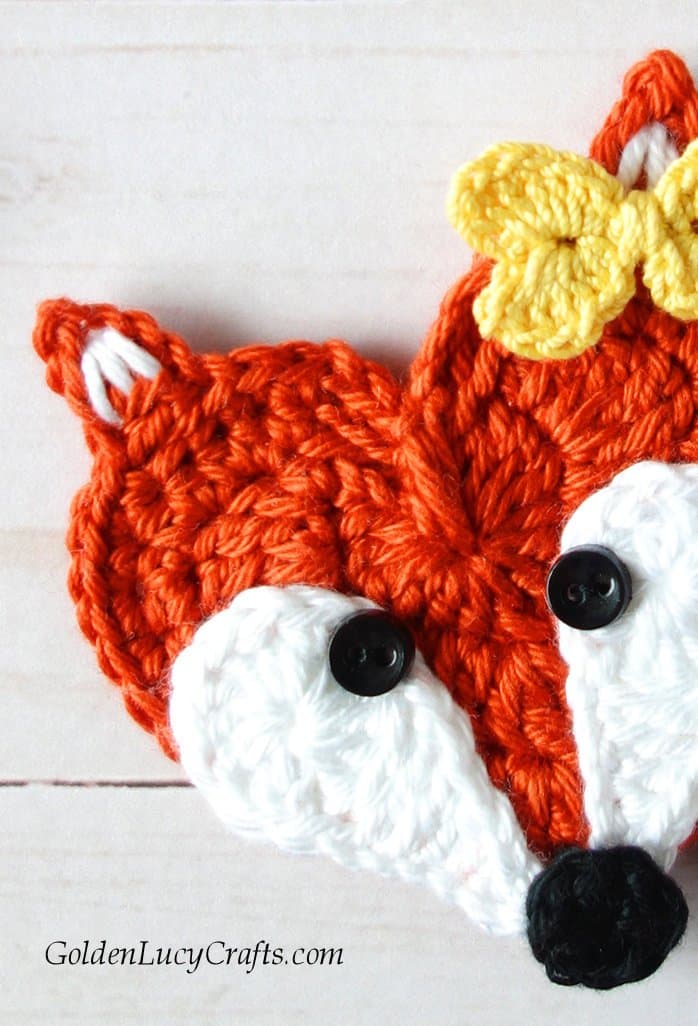 Crochet fox applique close up picture.