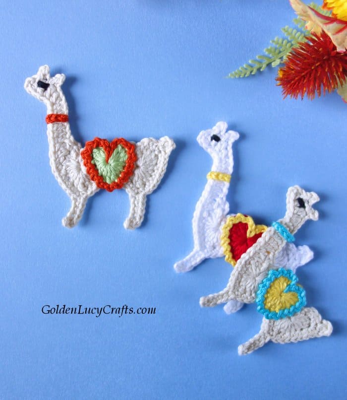 Crochet llama applique, free crochet pattern, heart llama, Valentine's Day crochet