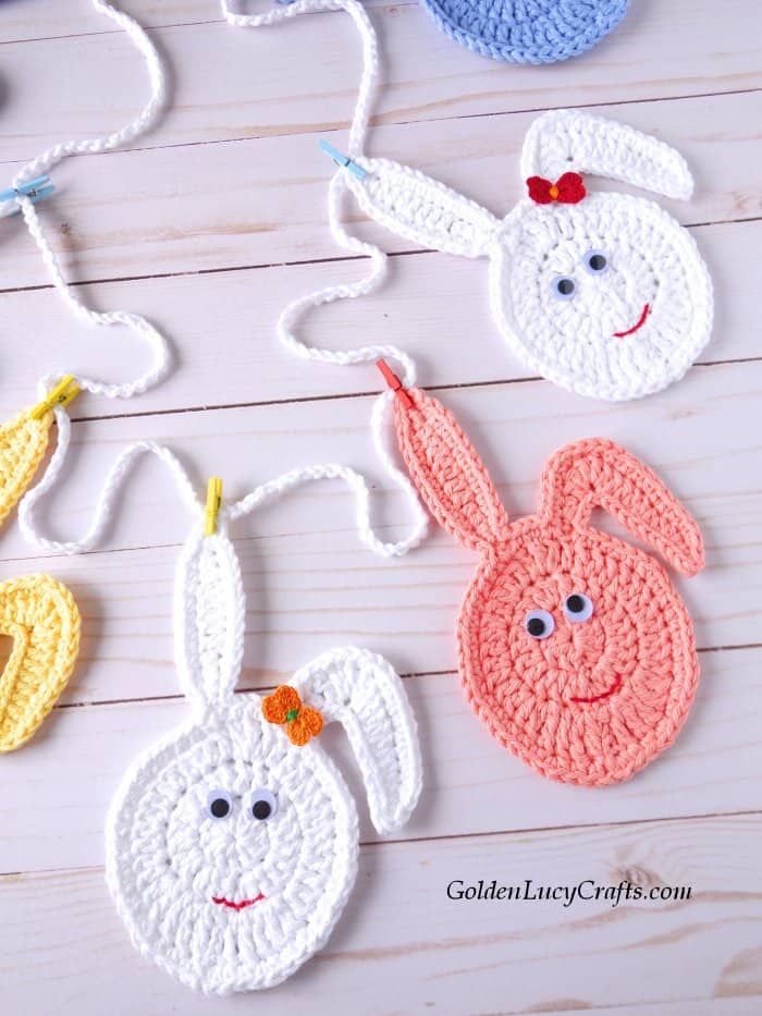 Crochet bunny garland close up picture.