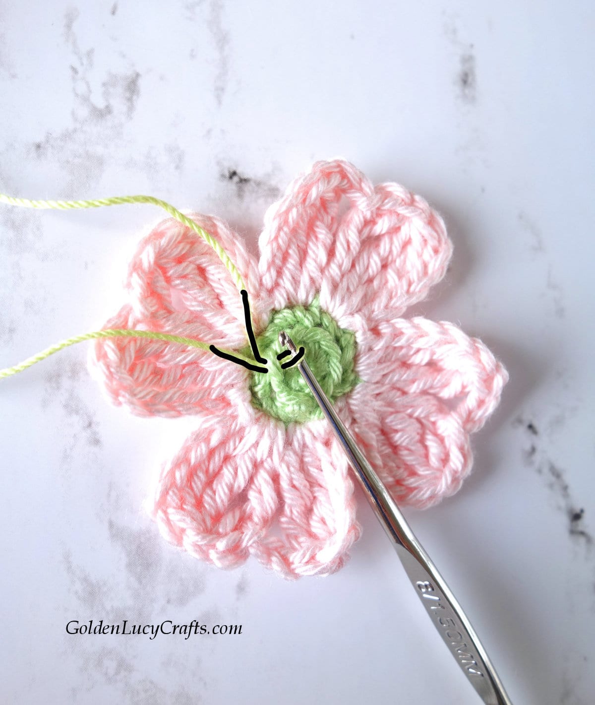 How to crochet center part of dogwood flower.