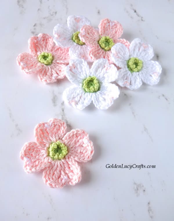 Crochet dogwood flower, realistic crochet flower