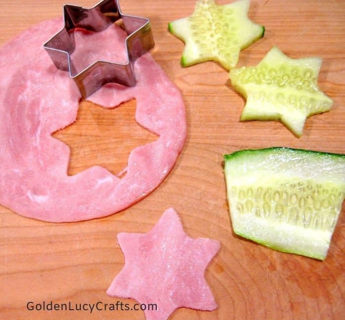Fun sandwich for kids - cutting the stars