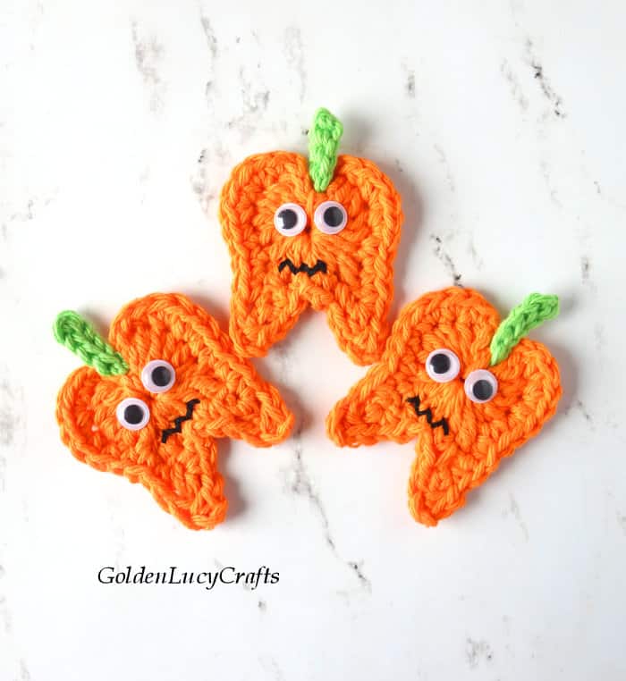 Crochet Halloween tooth pumpkins