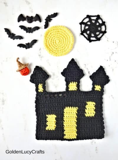 Crochet haunted house pattern