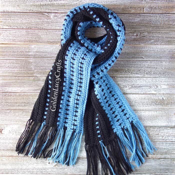 Crochet scarf for men in blue and black colors.