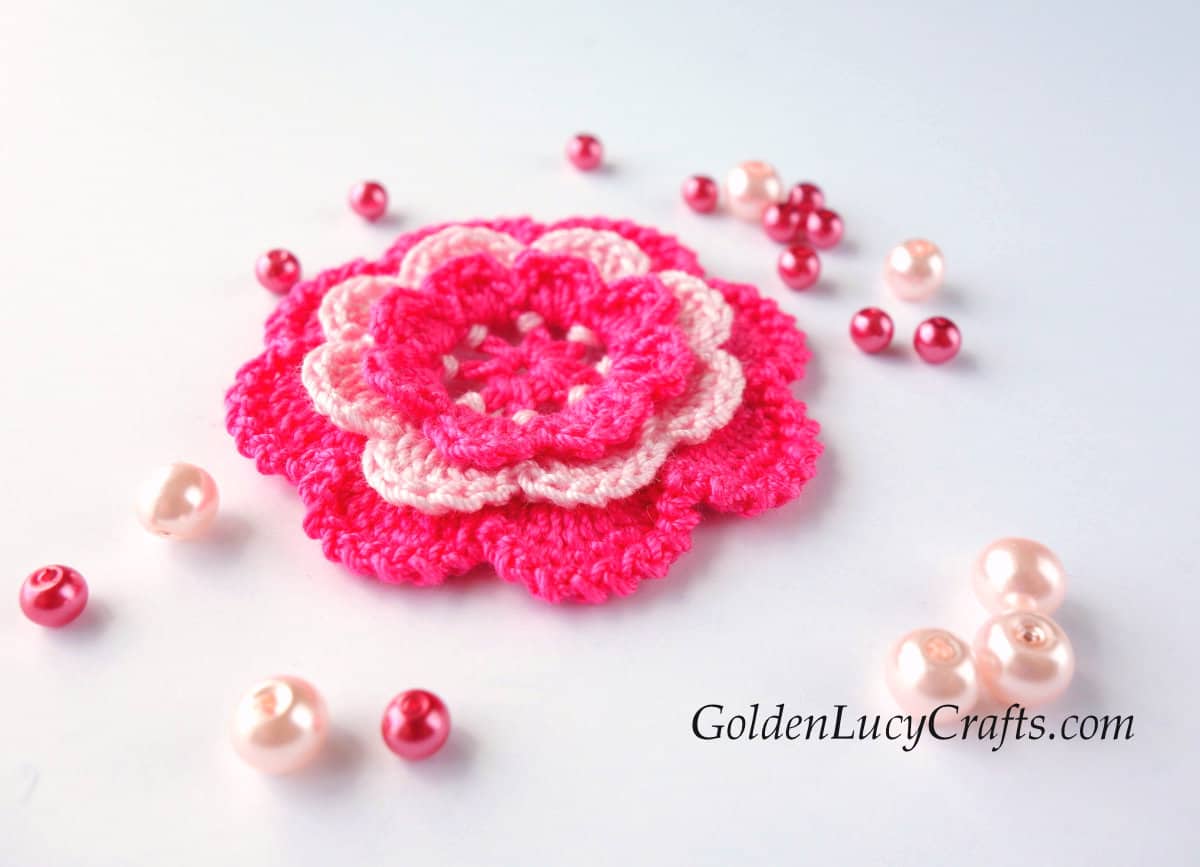 Crochet ponk flower Irish rose.