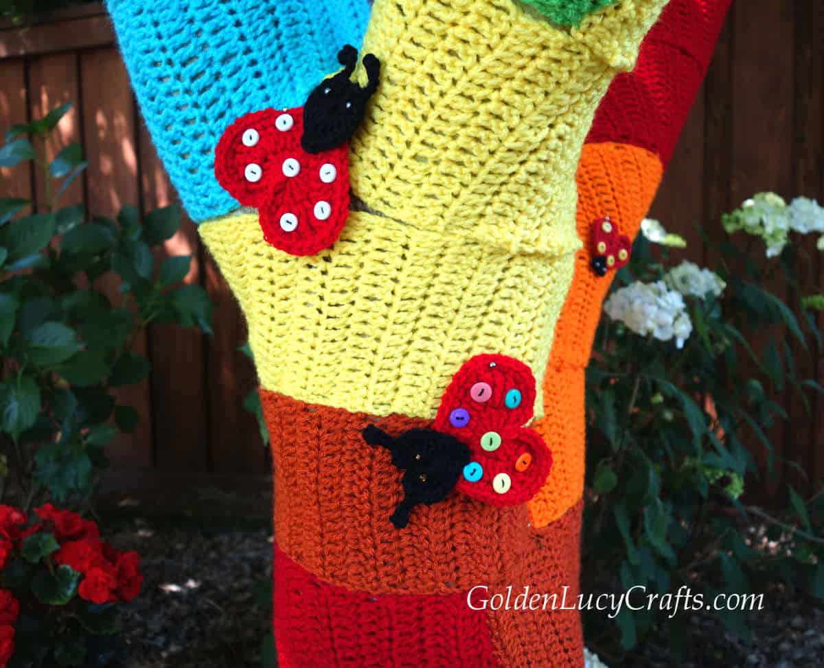 Yarnbombing, close up picture.