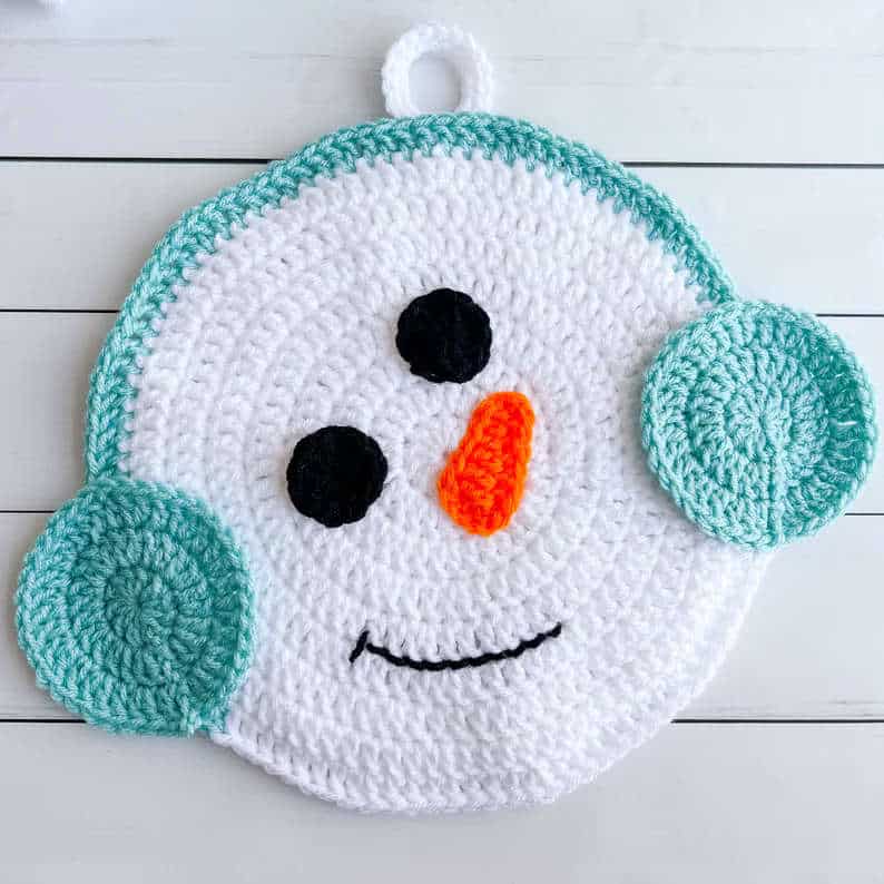 Snowman crocheted potholder.