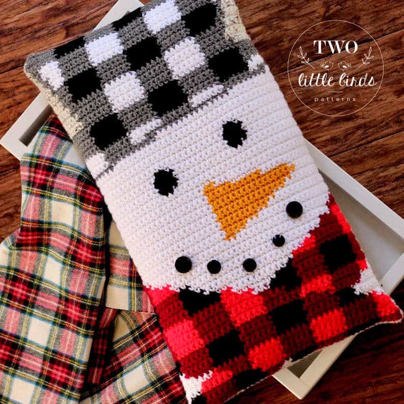 Crochet snowman pillow.