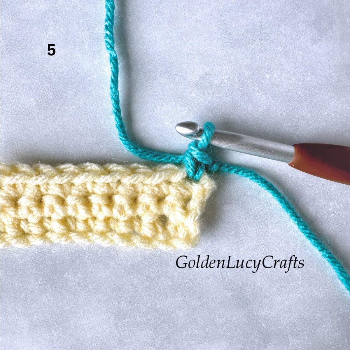 How to crochet standing single crochet step 5.
