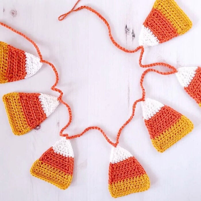 Crochet Fall Decor Ideas - GoldenLucyCrafts