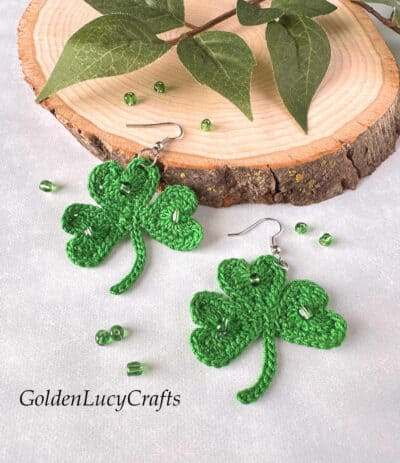 Crochet Shamrock Earrings - GoldenLucyCrafts